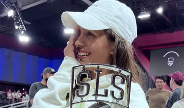 No Dia do nordestino, Rayssa Leal brilha e vence etapa da liga mundial de skate