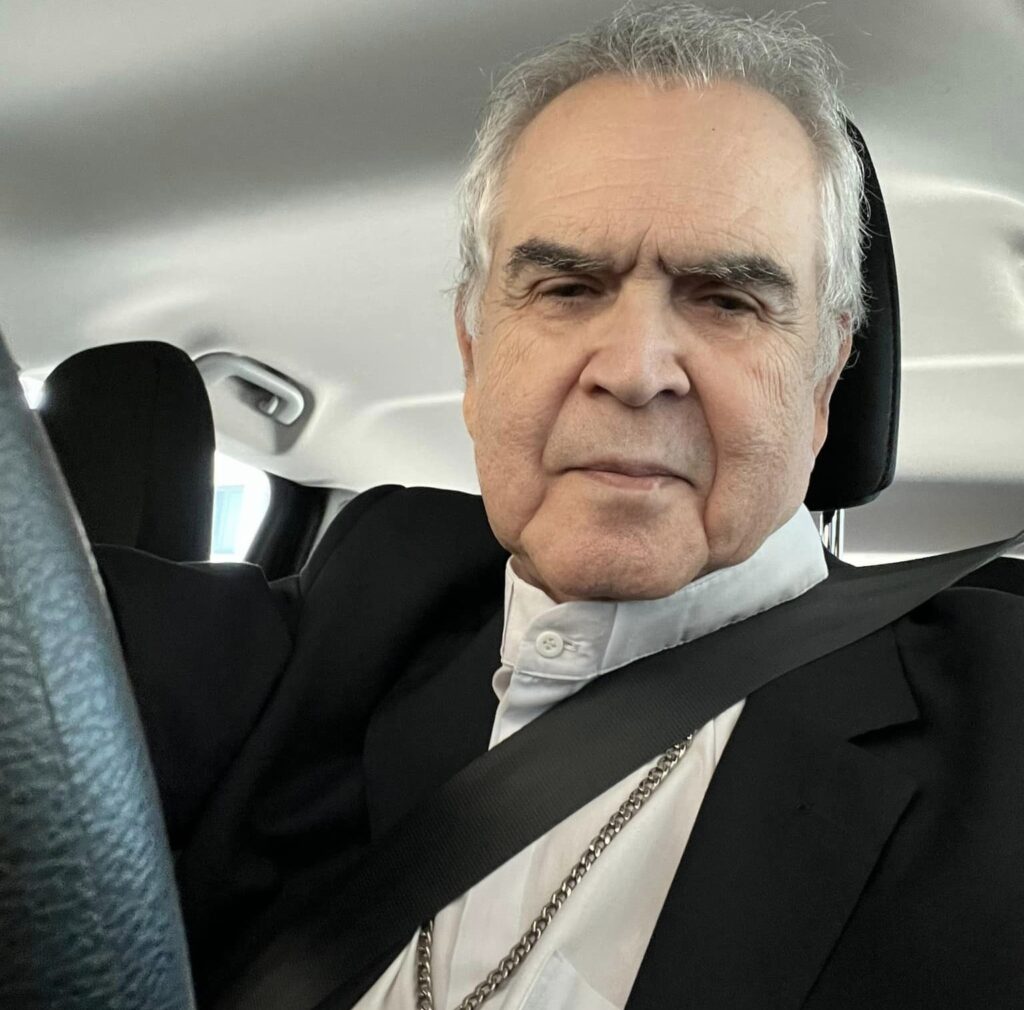 Padre Zezinho deixa redes sociais após ataques políticos à Igreja Católica