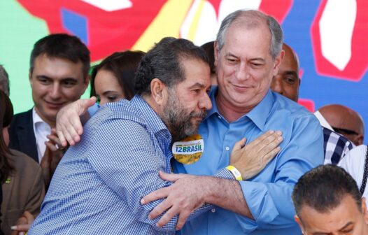 Em decisão unânime, PDT de Ciro Gomes anuncia apoio a Lula no segundo turno