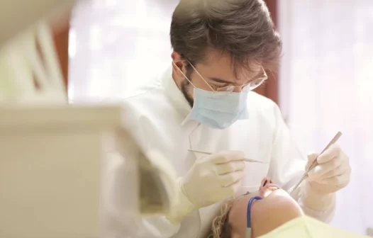 Perda de dentes pode aumentar em 28% riscos de demência