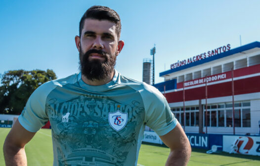 Fortaleza celebra aniversário com festa na sede e lança novo 3º uniforme, o “Pici”