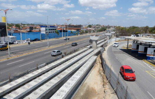 Av. do Aeroporto é interditada para avanço das obras do novo ramal do VLT