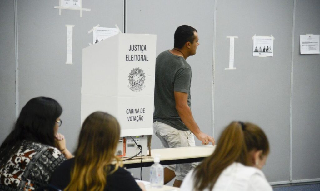 Saiba quais são os 10 maiores colégios eleitorais do Ceará e como está a eleição nos municípios