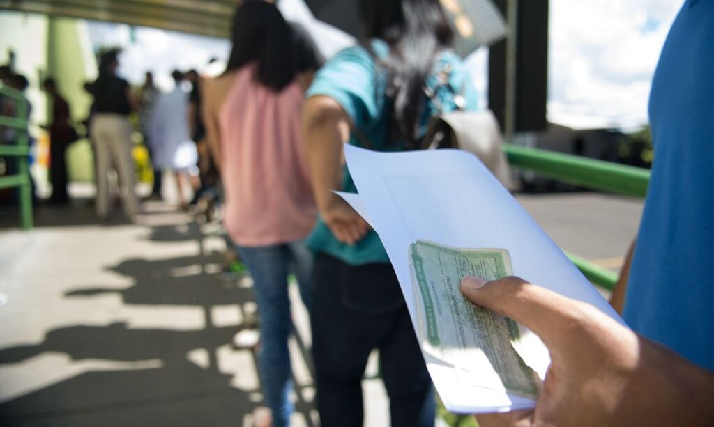 Saiba que horas vão ser divulgadas as pesquisas de intenção de votos para presidente