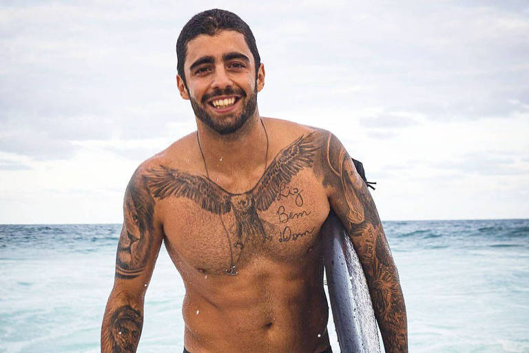 Surfista Pedro Scooby será tema de enredo de escola de samba