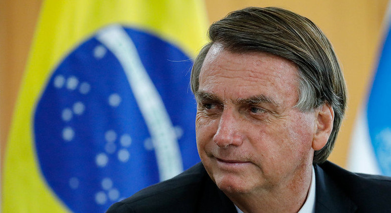 TSE manda PT tirar do ar vídeo de propaganda que associa Bolsonaro ao canibalismo