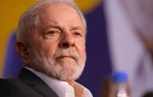 Boletim Médico de Lula sinaliza inflamação na laringe por esforço vocal