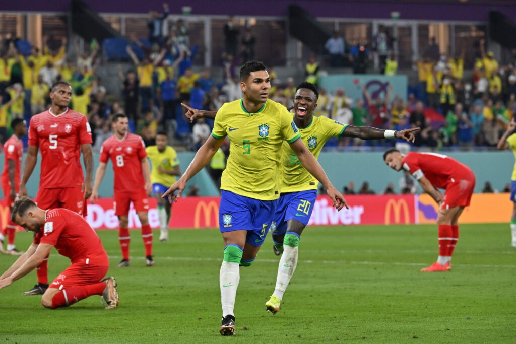 Com gol de Casemiro, Brasil garante a classificação para as oitavas de final  da Copa do Mundo - Jornal de Brasília