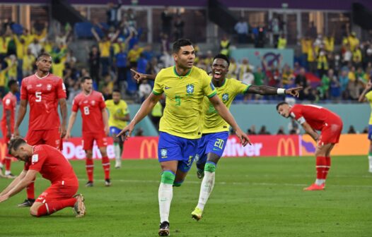 Brasil vence a Suíça e garante a classificação para as oitavas de final da Copa do Mundo