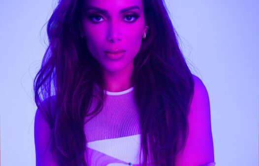 Anitta leva hit ‘Envolver’ e muito funk para o Grammy Latino