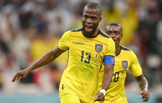 Equador vence Catar por 2 a 0 e quebra invencibilidade de países-sede em estreias de Copa