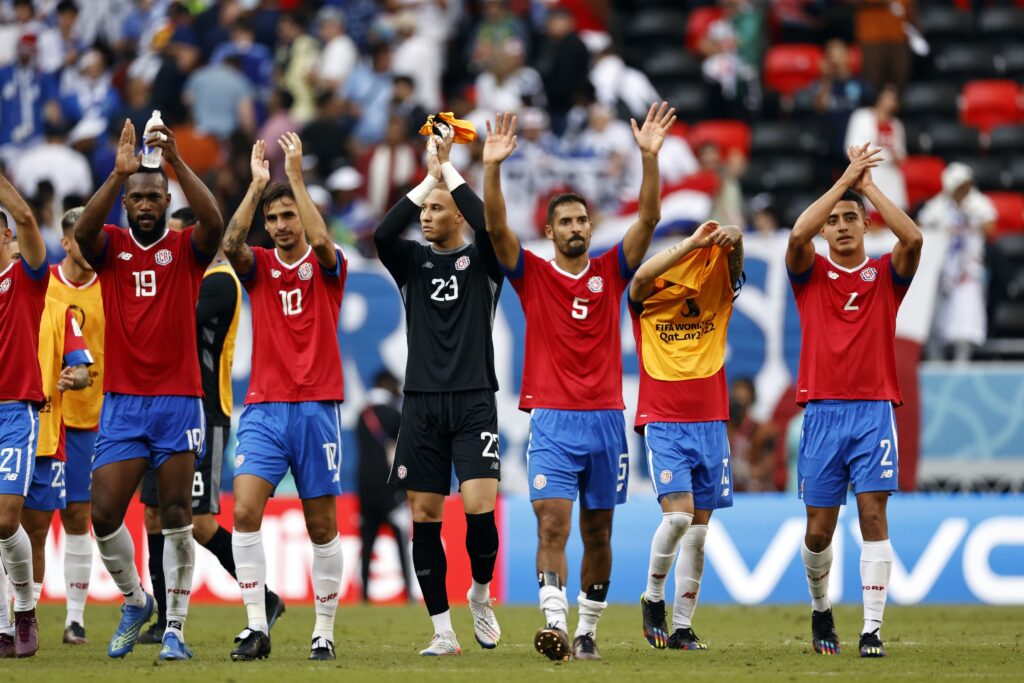 Costa Rica segura pressão, vence Japão e renasce na Copa do Catar