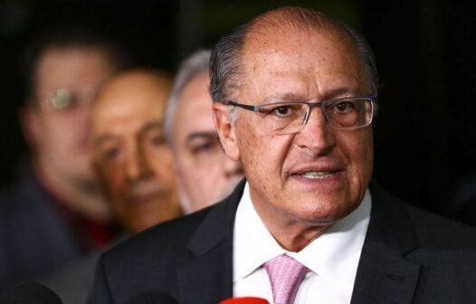 Geraldo Alckmin anuncia novos nomes do governo de transição, entre eles Guido Mantega