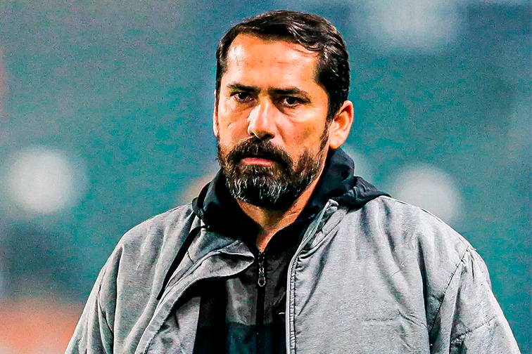 Ceará anuncia o paraguaio Gustavo Morínigo como novo técnico do clube