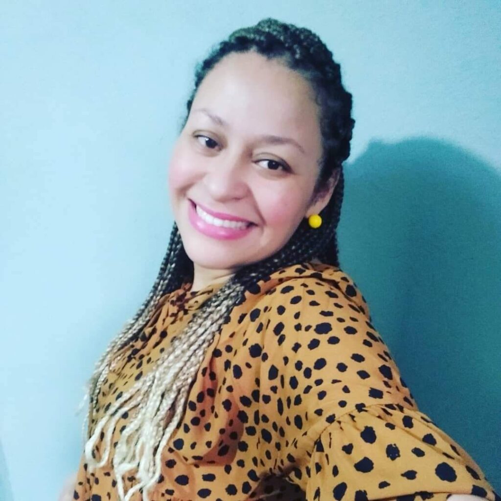 Professora atingida no ataque em Aracruz acorda do coma e reconhece familiares