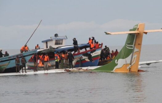 Queda de avião com 43 pessoas a bordo deixa ao menos 19 mortos na Tanzânia