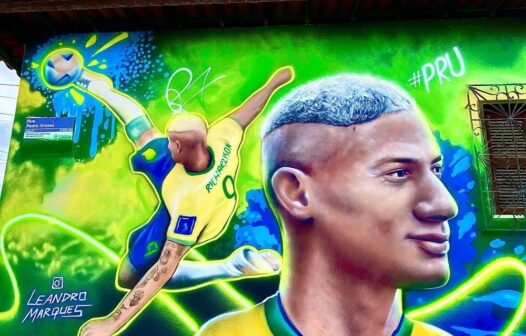 Richarlison compartilha grafite de artista cearense que o homenageou