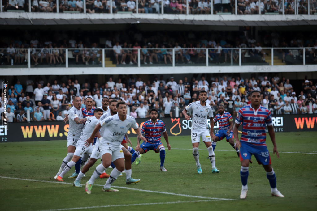 Fortaleza é parabenizado pela vitória contra o Santos na Vila Belmiro