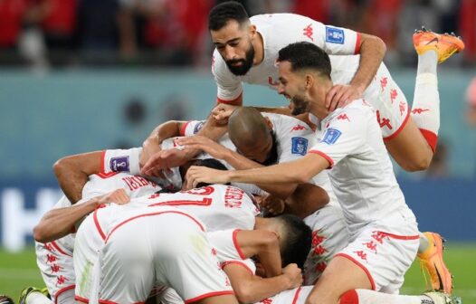 Tunísia faz história ao vencer a França, mas dá adeus à Copa do Catar