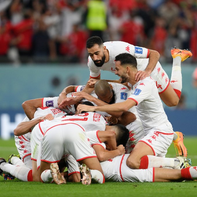 Tunísia faz história ao vencer a França, mas dá adeus à Copa do Catar