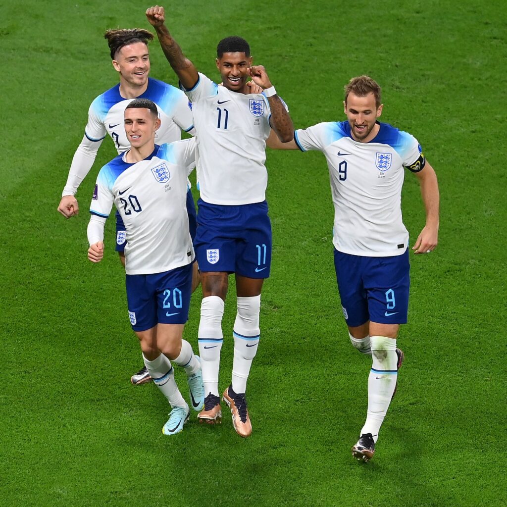 Inglaterra goleia Irã em jogo marcado por protestos na Copa do Catar