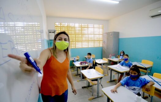 Concurso para professores em Fortaleza: pedagogos aprovados serão convocados em breve, anuncia Sarto