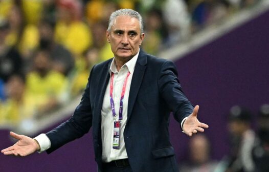 Brasil tem que se recuperar rápido da derrota para Camarões, diz Tite