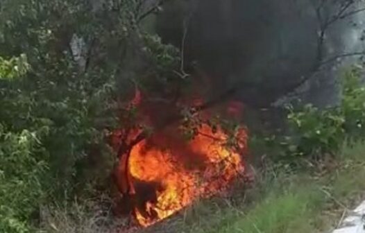 Casal morre carbonizado em acidente no interior do Ceará