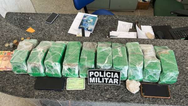 Homem é preso com quase 10 kg de maconha em Iguatu