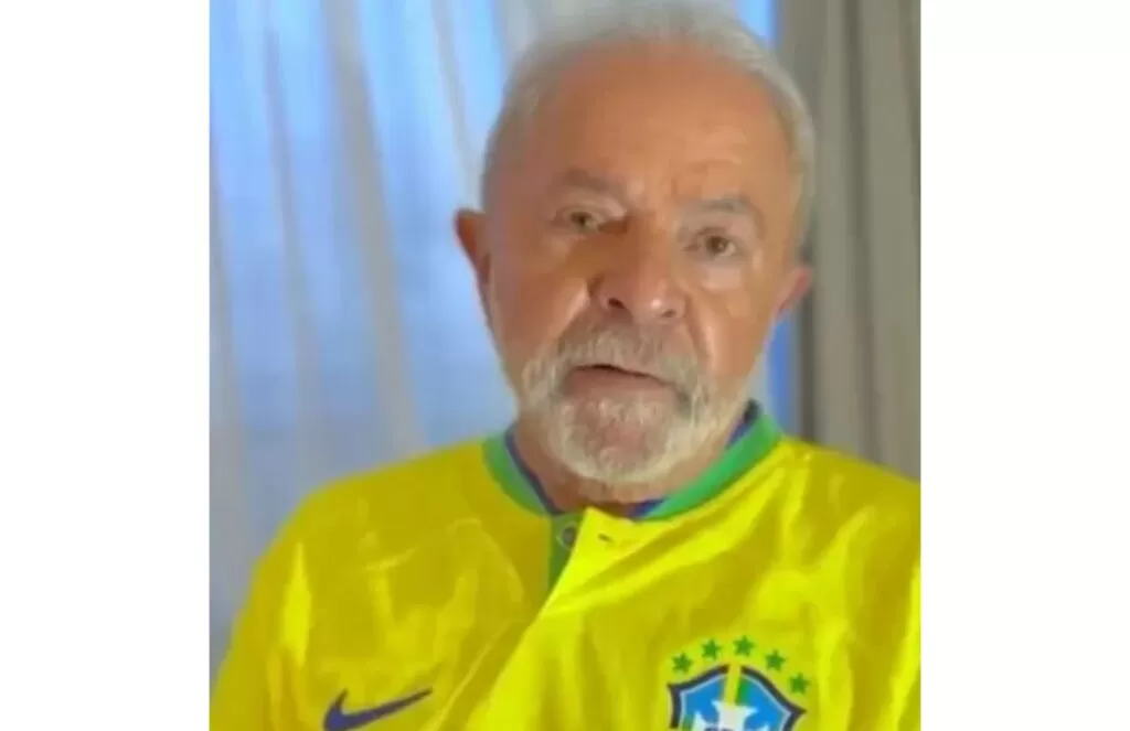 Lula exalta esforço da seleção ao lamentar eliminação do Brasil na Copa