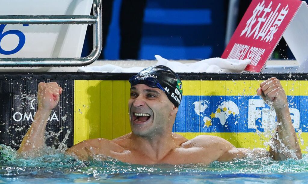 Aos 42 anos, Nicholas Santos é tetracampeão mundial nos 50m borboleta