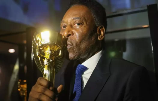 Pelé não responde mais à quimioterapia e passa a receber cuidados paliativos