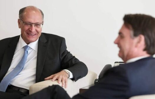 Vice Alckmin critica gestão de Bolsonaro após transição: “apagões de dados e rombos financeiros”