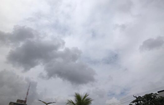 Fortaleza registra precipitações no início da manhã deste sábado