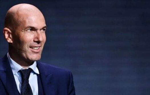 Jornal francês afirma que CBF estaria interessada em Zidane para assumir seleção brasileira