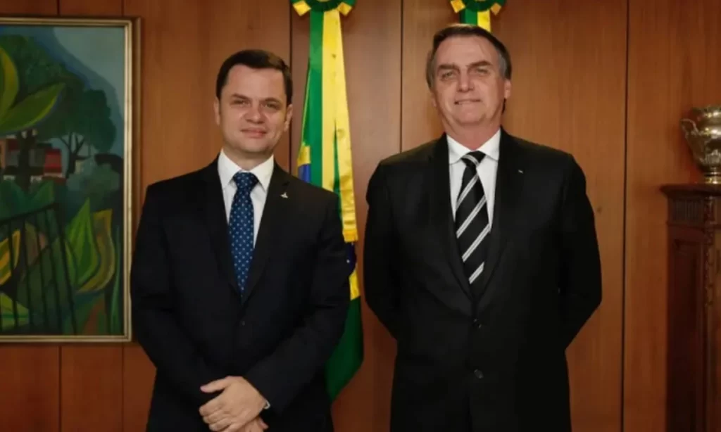 Anderson Torres, ex-ministro de Bolsonaro e atual secretário de Segurança do DF, é exonerado