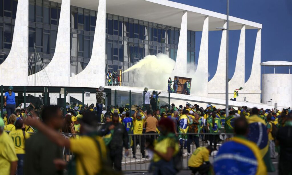 Destruição em Brasília gera prejuízos materiais de mais de R$ 122 mil