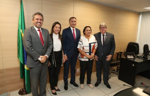 Em Brasília, Elmano de Freitas debate sustentabilidade do Projeto de Transposição do Rio São Francisco