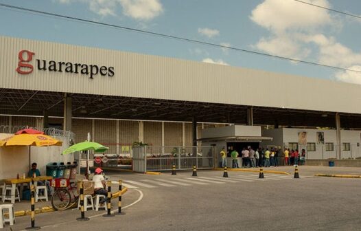 Guararapes encerra produção e demite 2 mil funcionários em Fortaleza