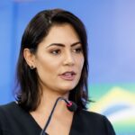 Michelle Bolsonaro diz que delação de Cid é ‘cortina de fumaça’ e sugere razões para divulgação