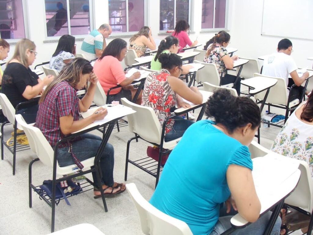 Sobral realizará concurso com 700 vagas para professor de educação básica