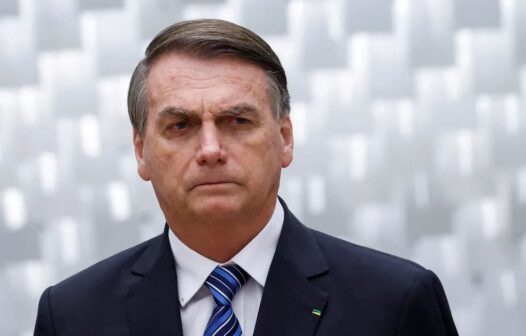 Bolsonaro é internado nos EUA com dores abdominais