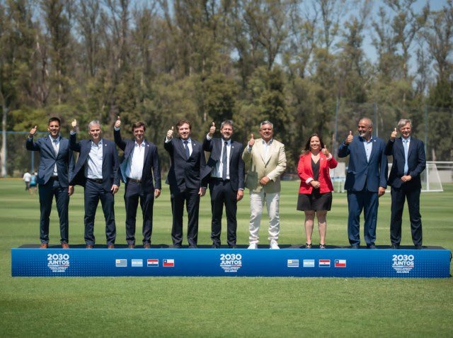 Presidente da Conmebol anuncia abertura da Copa do Mundo de 2030