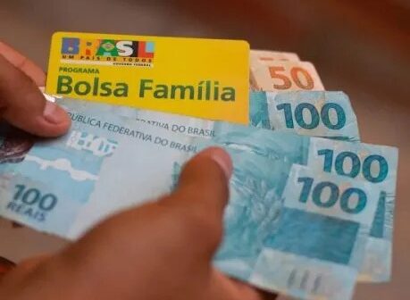 Bolsa Família e Auxílio Gás: pagamentos são liberados nesta semana; acesse calendário