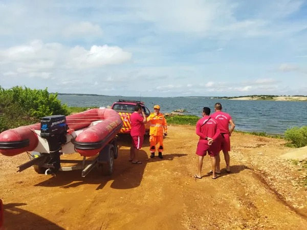 Bombeiros encontram corpo de pescador que desapareceu no Castanhão