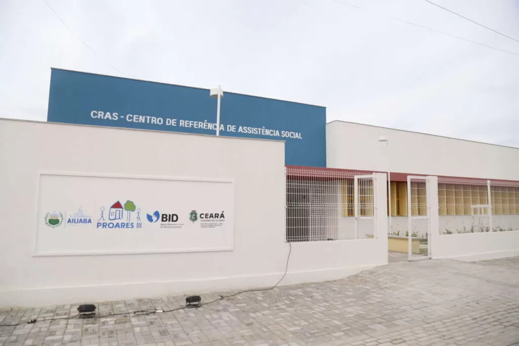 Ceará inaugura centros de Educação Infantil e de Referência de Assistência Social em Aiuaba