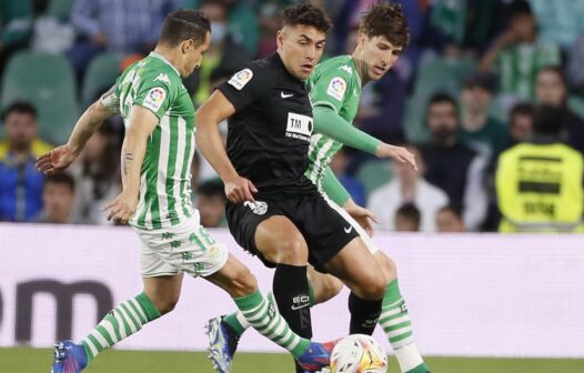 Elche x Bétis: assista ao vivo à partida do Campeonato Espanhol