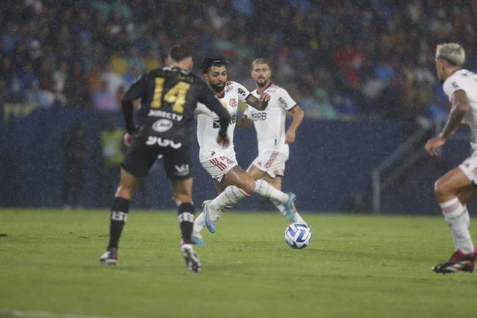 Flamengo sai atrás do Del Valle na Recopa Sul-Americana