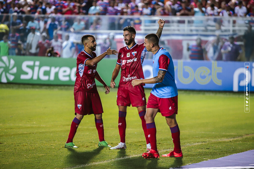 No PV, Fortaleza vence CSA e se isola na liderança da Copa do Nordeste