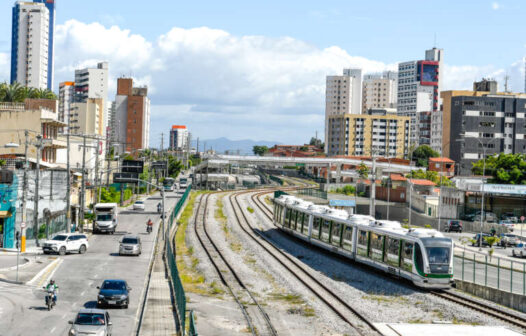 Metrô e VLT vão funcionar no Carnaval 2023: confira como será a operação